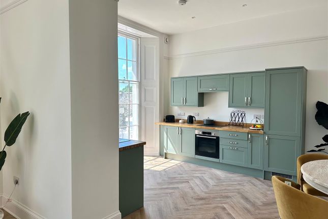 Flat 1, Riversvale, Litchdon Street, Barnstaple photo 3