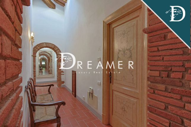 Villa for sale in Strada Provinciale 130 di Castagnoli, Castellina In Chianti, Toscana