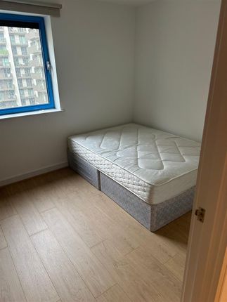 Apartment 130, 14, Westgate Apartments, London photo 5