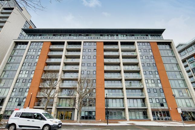 Flat to rent in Adriatic Apartments, Royal Victoria Dock