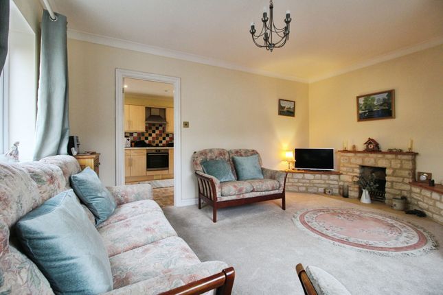 Ivy Cottage Milton Place, Fairford photo 3