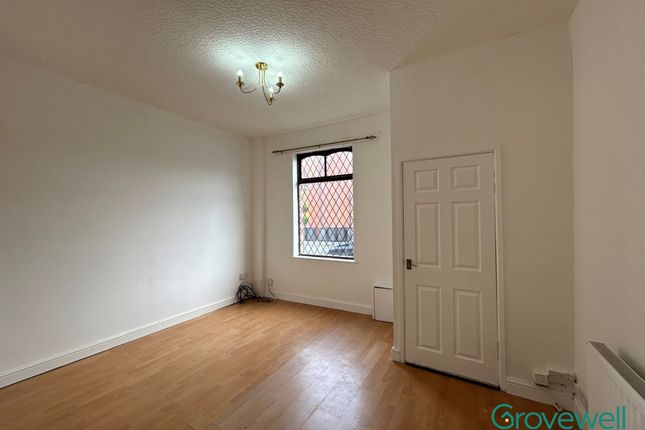 52 Pole Lane, Manchester photo 4