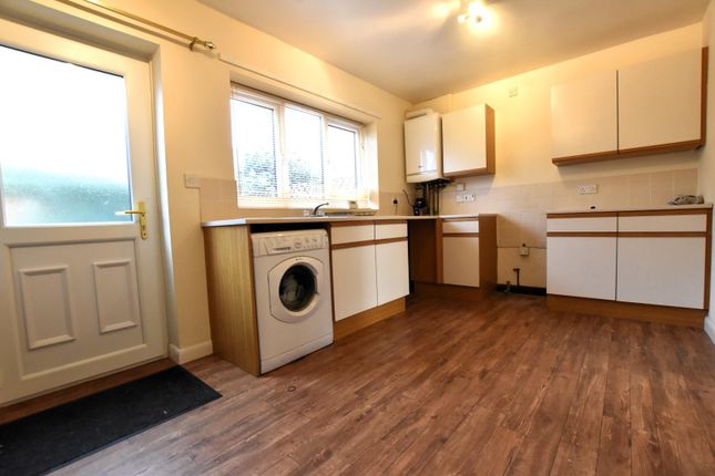 3, Northfield Close, West Butterwick photo 4