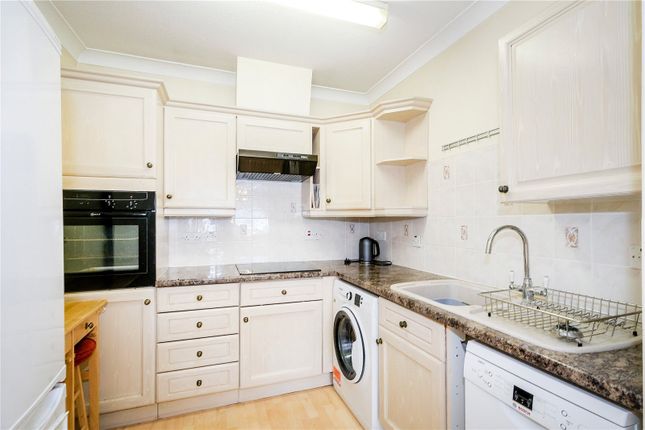 Flat 29,, Rosewood Court, Chadwell Heath photo 4