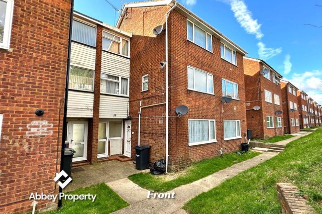 Maisonette for sale in Brendon Avenue, Luton