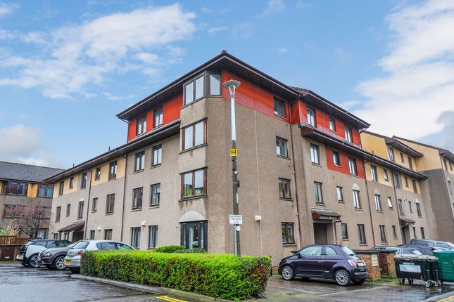 Thumbnail Flat to rent in New Orchardfield, Leith, Edinburgh