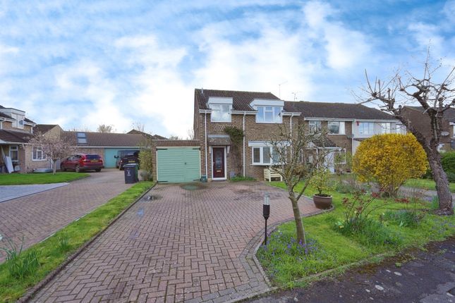 Thumbnail Detached house for sale in Sevenfields, Highworth, Swindon