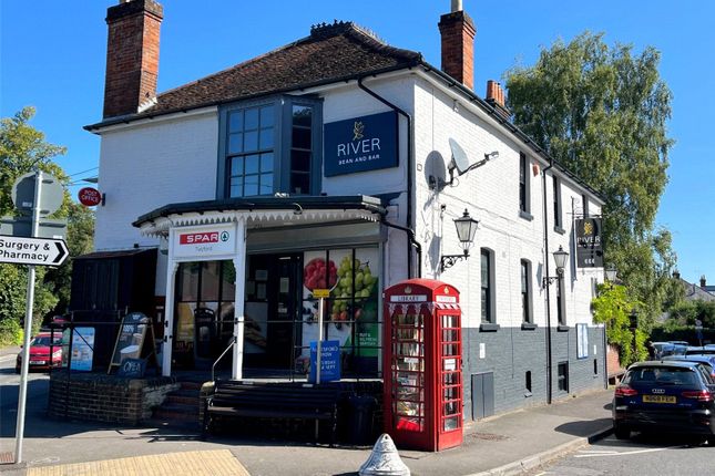 Office to let in High Street, Twyford, Winchester, Hampshire