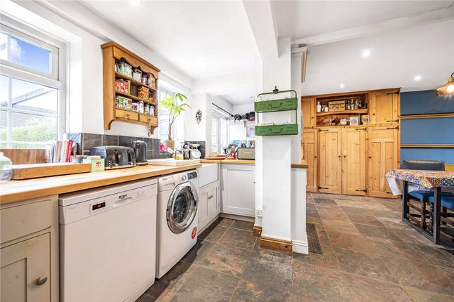 1, Tilmore Gardens, Petersfield photo 3
