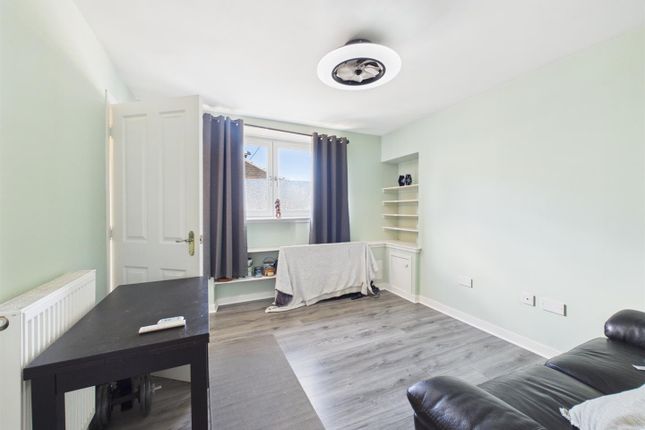 21, Bank Street, Blairgowrie photo 3
