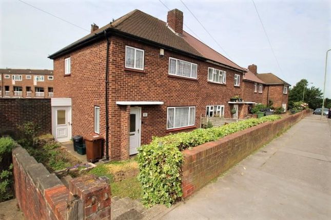 Thumbnail Semi-detached house to rent in Chesterfield Close, Orpington