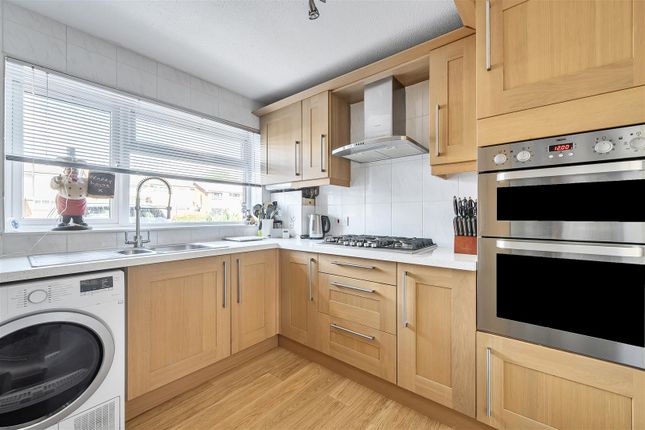 48, Ragstone Road, Maidstone photo 4