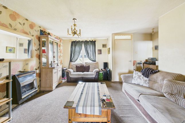 23, Tufthorn Close, Coleford photo 2