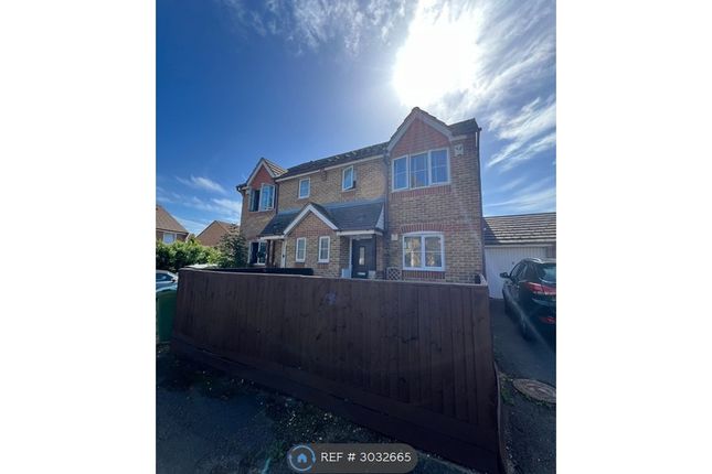3-bed semi-detached on Norman Smith Road, Oxford, £1,925/mo