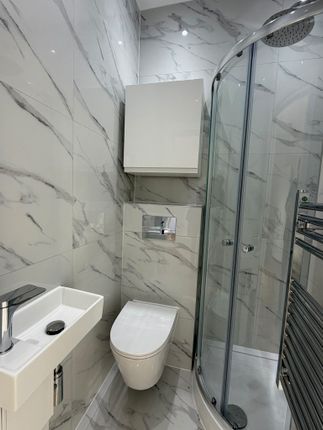Hollybush Hill, London photo 4