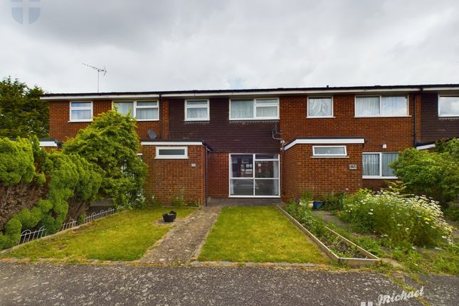 Thumbnail Terraced house to rent in Chaucer Drive, Aylesbury
