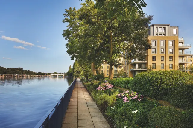 Hamptons - London New Homes