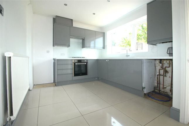 Thumbnail Terraced house to rent in Hampton Crescent, Gravesend, Kent