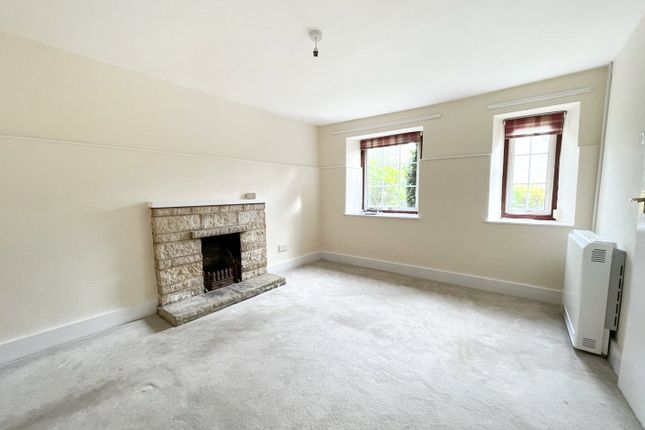 1 Masons Arms Cottages,, Brize Norton, Carterton photo 4