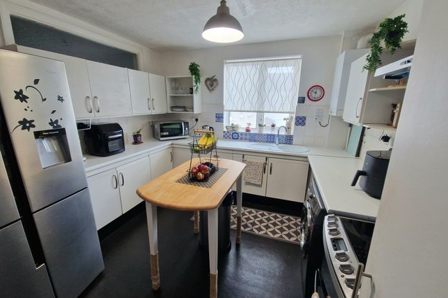 Flat 5, Cranbury Court, Cleveleys photo 2