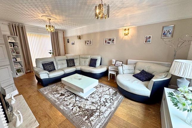 46, Sudbrooke Drive, Lincoln photo 2