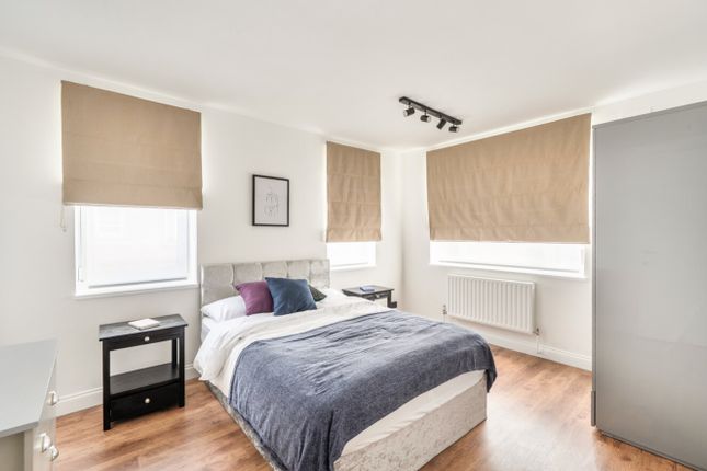 Flat 33, Elm Court, Armfield Crescent, Mitcham photo 4