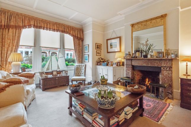 Terraced house for sale in Streathbourne Road, London