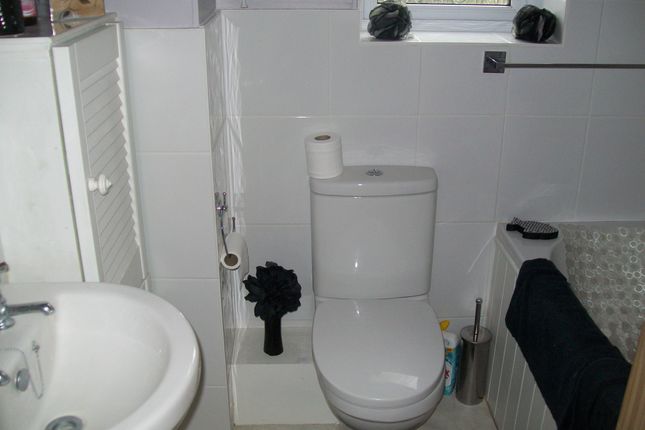 14 Windrush Rise, Ottery St Mary photo 3