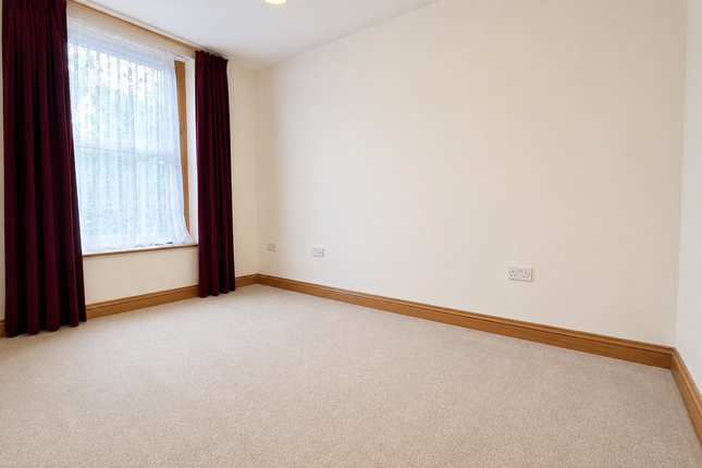 14, Longton Grove Road, Weston-super-Mare photo 4