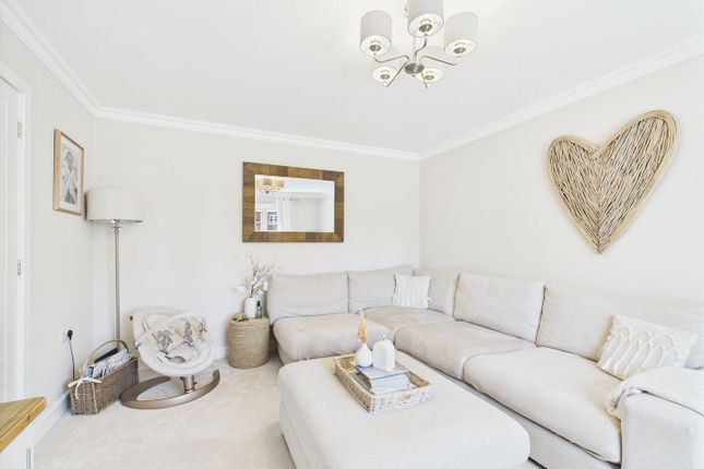4, Mollett Drive, Telford photo 4