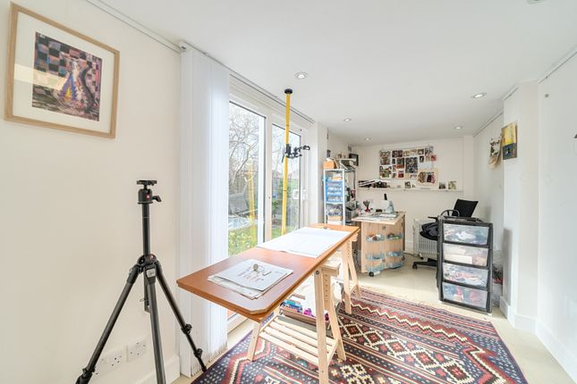 100, Walton Avenue, Harrow photo 4
