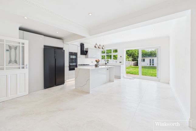 124, Shaftesbury Avenue, Harrow photo 2