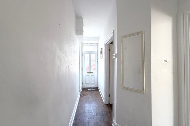 13 The Parade, Pontypridd photo 2