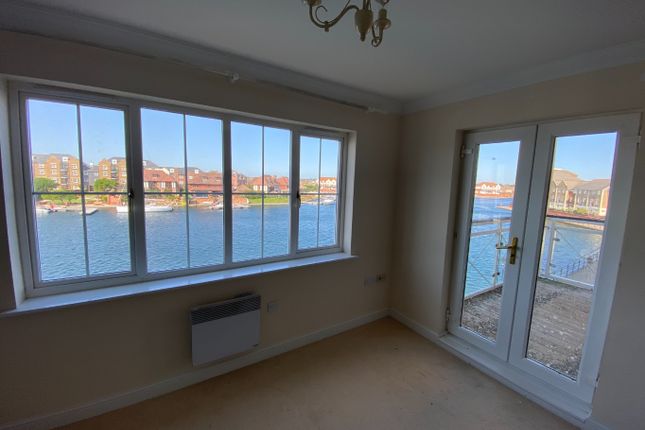 Flat 10, Pacific Heights North, Eastbourne photo 4