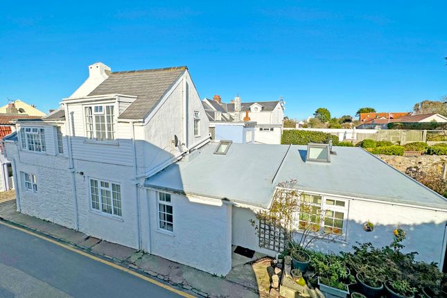 Town house for sale in La Brecque Phillippe, Alderney