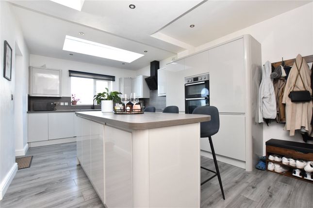 2, Kester Road, West Yorkshire photo 2