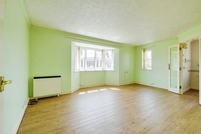 Thumbnail Flat for sale in Halebrose Court, Bournemouth