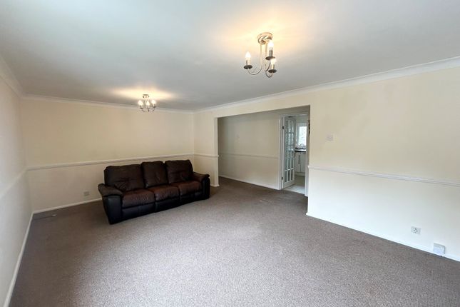 Flat 15, Bournemouth photo 4
