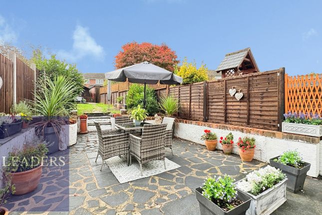 Kings Road, Essex photo 3