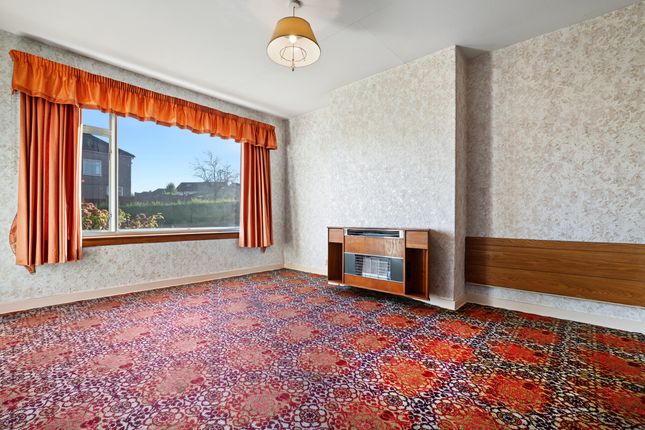 101 Belvidere Crescent, Bishopbriggs,, Glasgow photo 3