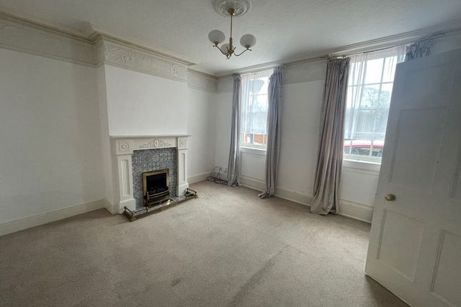 35 North Brink, Wisbech photo 2