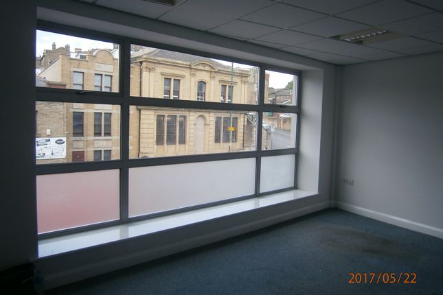 Office to let in 830/838 Leeds Road, Bradford