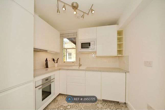 A Westcombe Hill, London photo 2