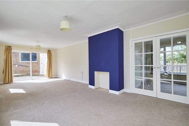 70, Hall Drive, Ilkley photo 2