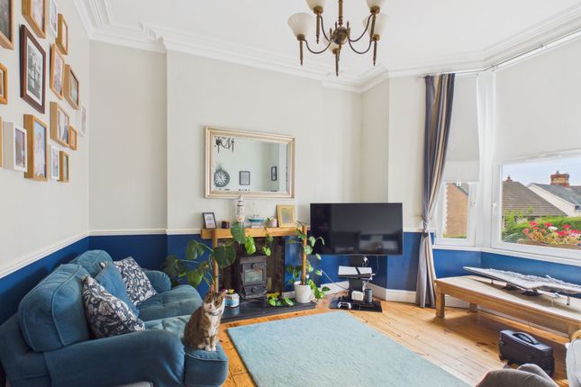 10 Kenilworth Road, Barry photo 2