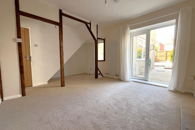 Flat 1, 88 St Leonards Road, Weymouth photo 3