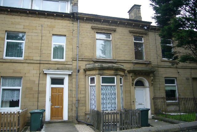 Thumbnail Flat to rent in Otley Road, Undercliffe, Bradford