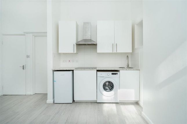 Studio 2, 222, Walm Lane, London photo 4