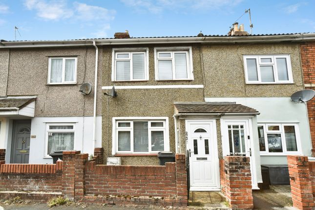 273, Cheney Manor Road, Swindon photo 2