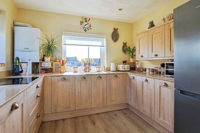 8, Yarrells Close, Dorset photo 4
